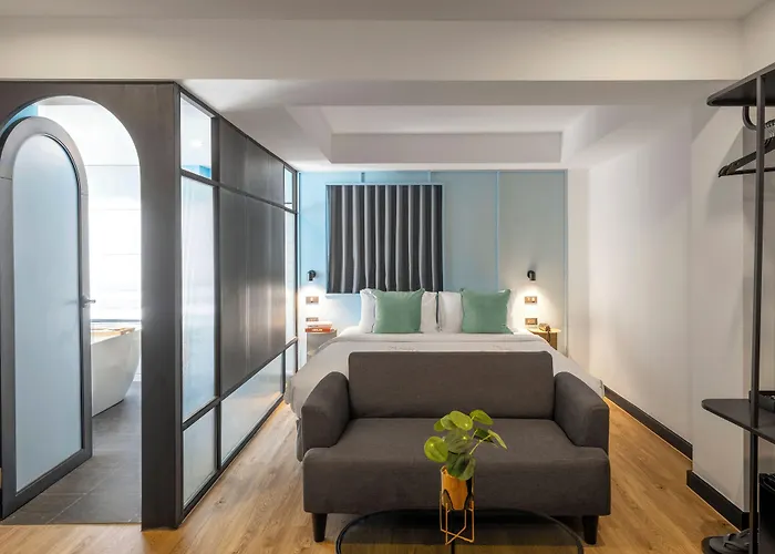 Cmyk Boutique Hotel 3*