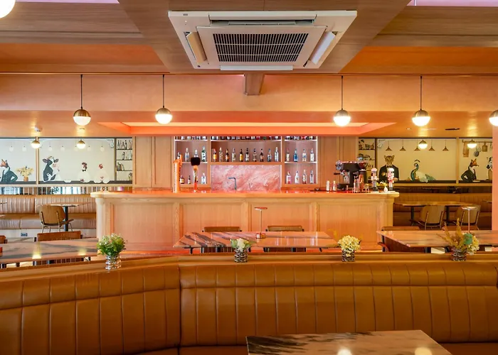 Hotel Cmyk Boutique Bangkok