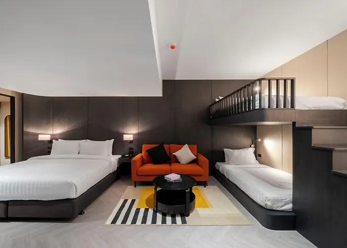 Hotel Cmyk Boutique 3*